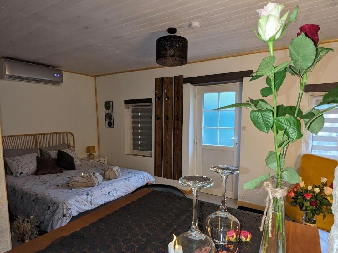 Love Room Avec Spa Nérac Eksteriør bilde